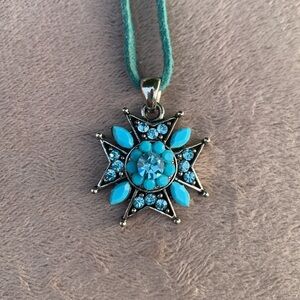 Turquoise Pendant Necklace